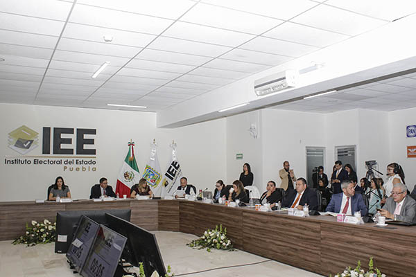 Aprueba IEE registro de 6 candidatos independientes en Puebla