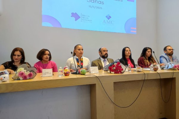 Lleva a cabo Congreso del Estado Foro "Unidas Somos Más" para capacitar a emprendedoras