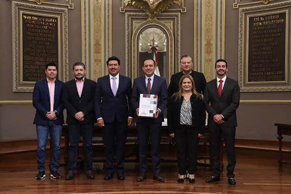 Recibe Congreso del Estado Paquete Económico 2024