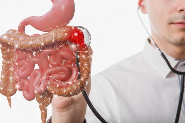 Un hombre intenta suicidarse tras autodiagnosticarse cáncer de colon