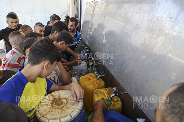 Israel dejará pasar a Gaza dos camiones cisterna con combustible diarios
