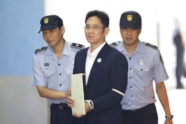 Piden 5 años de prisión para el presidente de Samsung por fraude y manipulación bursátil