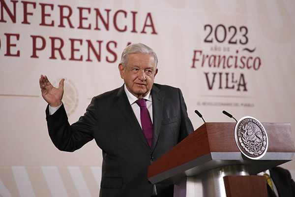 Gobierno de México abre la puerta a empresas para operar vías férreas para pasajeros