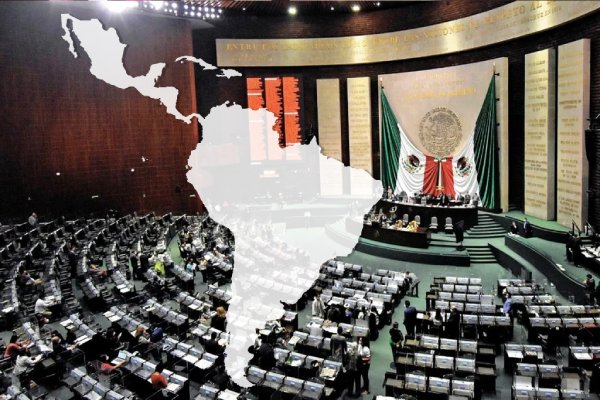Diputados, más preocupados por el himno nacional que en temas de vital importancia