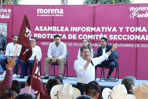 Unidad no se da por decreto, se trabaja a diario: Armenta ante morenistas en Atlixco