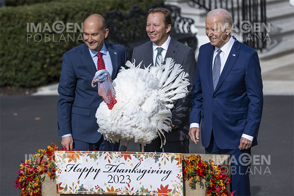 Políticas de Biden provocaron el Día de Acción de Gracias "más caro de la historia"