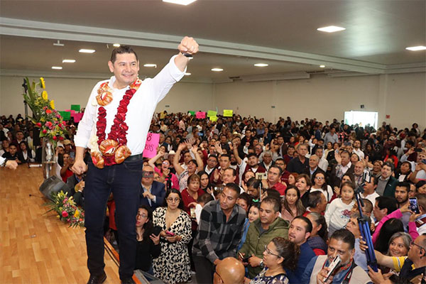 Con democracia y patriotismo, Morena se consolida hacia el 2024, refrenda Armenta desde Teziutlán