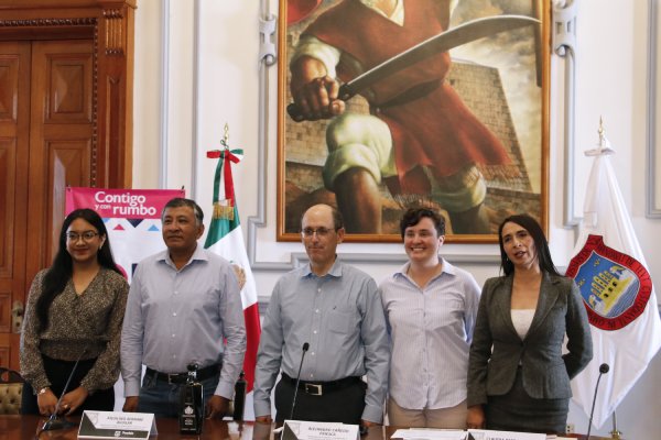 Artesanos de 8 municipios participan en el programa: Festín Poblano