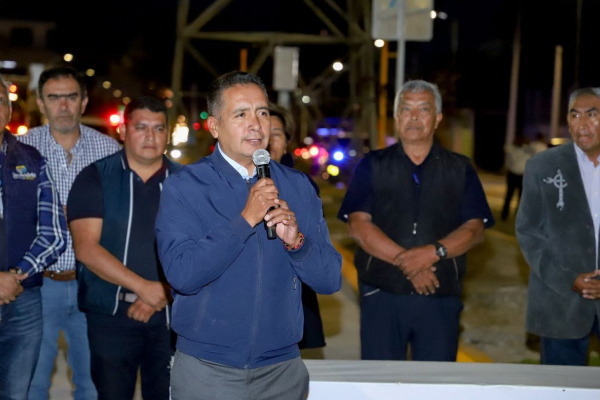 Inaugura Mundo Tlatehui retorno vehicular “el Molinito” en la colonia Emiliano Zapata