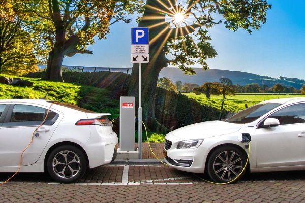 ¿Los vehículos eléctricos son más confiables que los tradicionales?