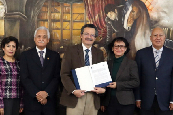 Facultad de Medicina BUAP firma convenio con la Academia Nacional de Medicina