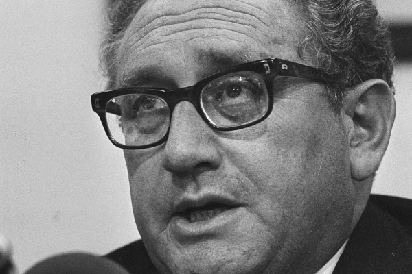 Por qué es tan polémica la figura de Henry Kissinger: datos tras su muerte