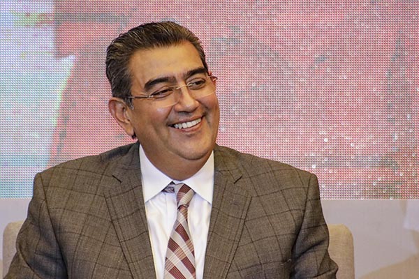 ¿Por qué es Sergio Salomón uno de los gobernadores mejor evaluados a nivel nacional?