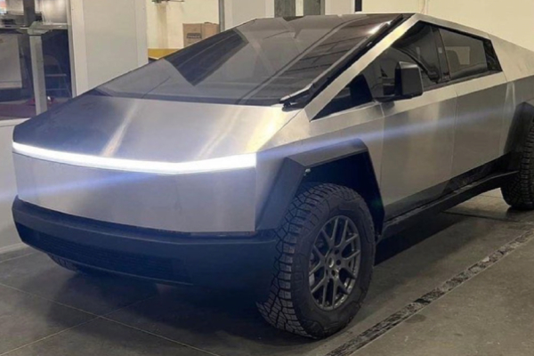 Tesla Cybertruck: cómo fue el debut oficial de la polémica camioneta de Musk