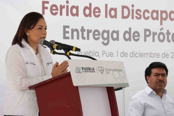 Beneficia SEDIF a 60 poblanos con prótesis externas