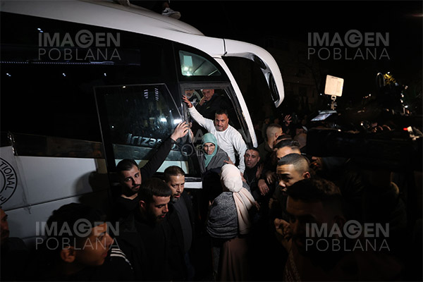 Hamás libera a todas las mujeres y niños retenidos como rehenes en la Franja de Gaza