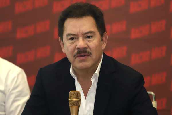 Ignacio Mier presenta a su equipo de precampaña para el Senado
