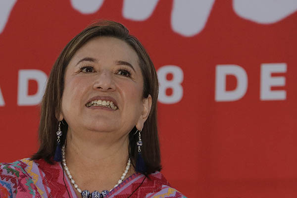 Xóchitl Gálvez presenta a su equipo de precampaña; Blanca Alcalá está incluida