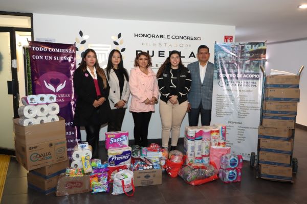 Voluntariado del Congreso recibe víveres para afectados de “Otis”