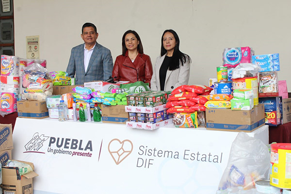 Voluntariado del Congreso entrega víveres al SEDIF para apoyar a afectados por Otis