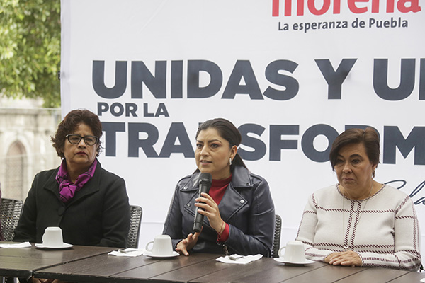 Asegura Claudia Rivera que lidera las preferencias de Morena por el Senado y la alcaldía