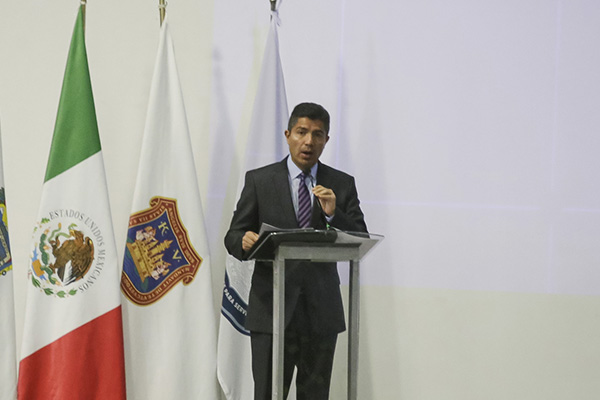 Eduardo Rivera dejará la alcaldía de Puebla la próxima semana