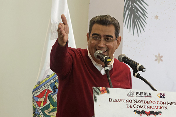 Destaca Sergio Salomón avances en Puebla a un año de gobierno
