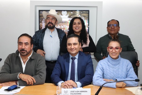 Aprueban en Comisión del Congreso iniciativa para garantizar trabajo digno a jóvenes