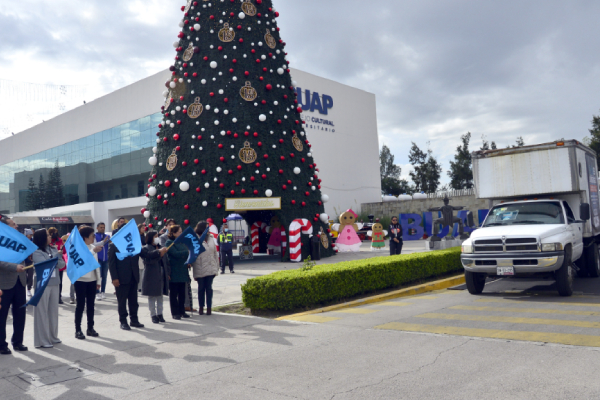 Envía BUAP segundo cargamento de apoyo a damnificados de Guerrero