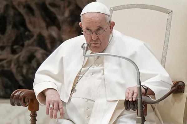 El papa Francisco anuncia la muerte de 2 personas en parroquia católica de Gaza