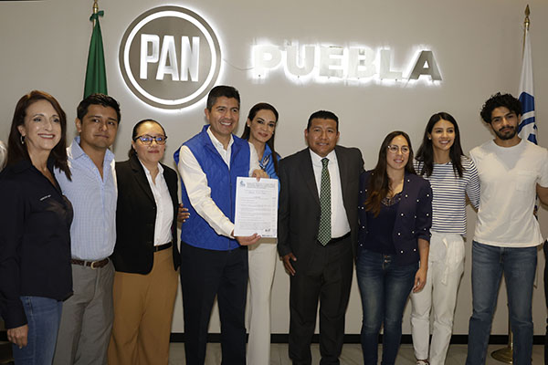 PAN Puebla aprueba registro de Eduardo Rivera como precandidato a la gubernatura