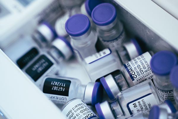 Polonia elimina más de 38 millones de dosis de vacunas anticovid de distintas compañías