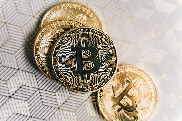 Argentina: los contratos podrán pactarse en criptomonedas o hasta “en litros de leche”