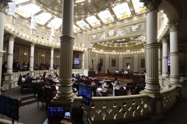 Promueve LXI Legislatura la integración de diputados con personal del Congreso del Estado