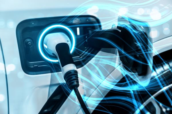 La compañía china Xiaomi presenta su primer vehículo eléctrico