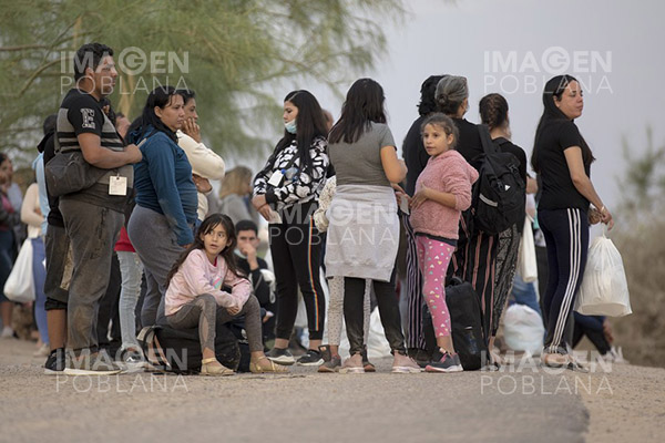 Nueva York impone restricciones a la llegada de autobuses con migrantes