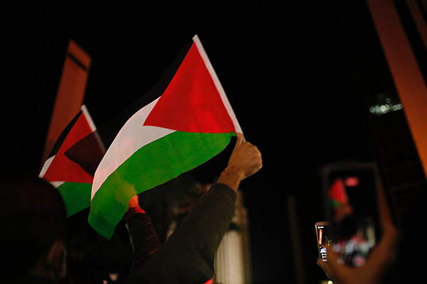 Pakistán prohíbe las celebraciones de Año Nuevo en solidaridad con Palestina