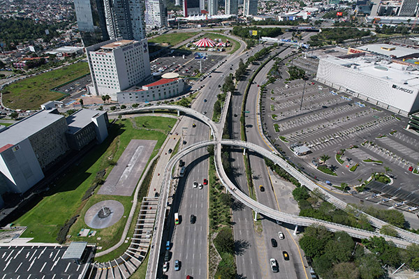 ¡Toma precauciones! Infraestructura retirará tope en la Vía Atlixcáyotl este viernes