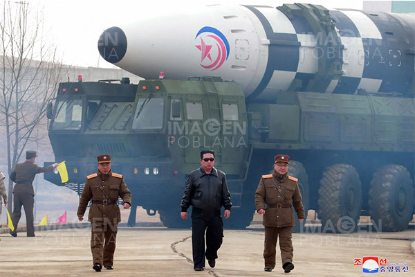 Pyongyang lanza 200 proyectiles “en respuesta a los ejercicios militares de Seúl”