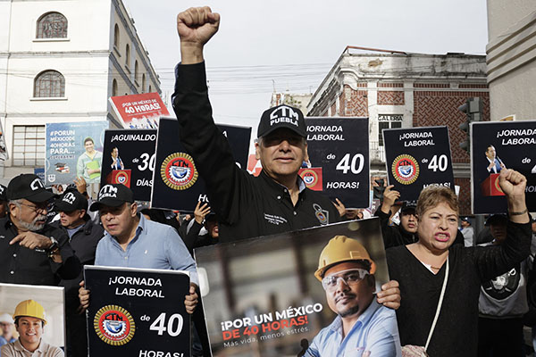 Marcha CTM para exigir legislaciones a favor de los trabajadores