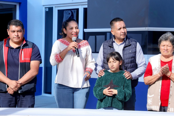 Mundo Tlatehui y Lupita Cuautle inauguran la rehabilitación de “Casa de Día”