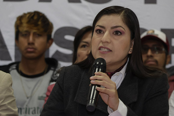 Claudia Rivera: Morena debe priorizar cuadros propios en Puebla