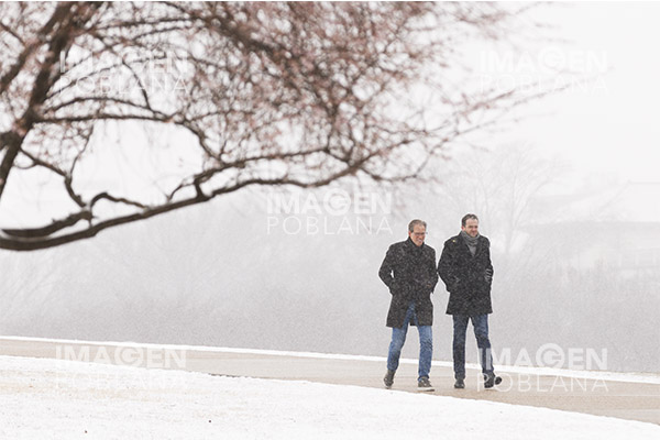 Clima invernal obliga a cancelar y retrasar más de 5,000 vuelos en EU