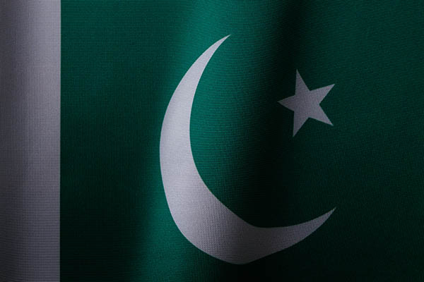 Pakistán ataca "escondites terroristas" en Irán