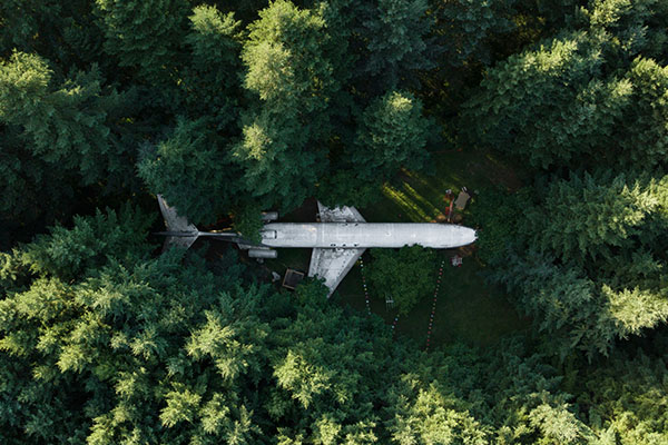 Avión privado se estrella en Afganistán