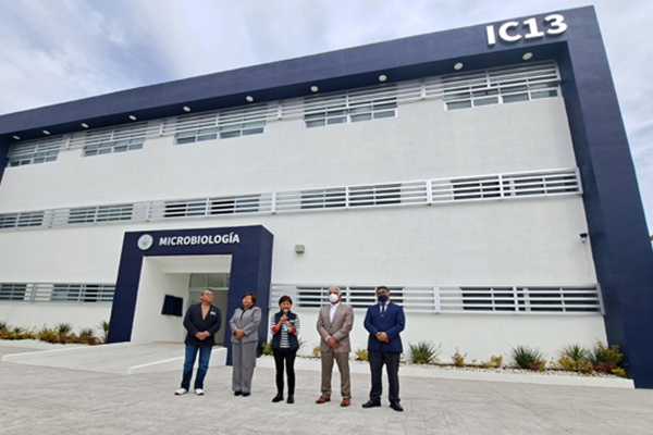 Inaugura Lilia Cedillo edificio para posgrado en Microbiología