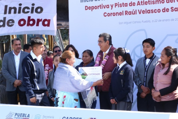 Educación, centro de las estrategias gubernamentales de Puebla: Sergio Salomón