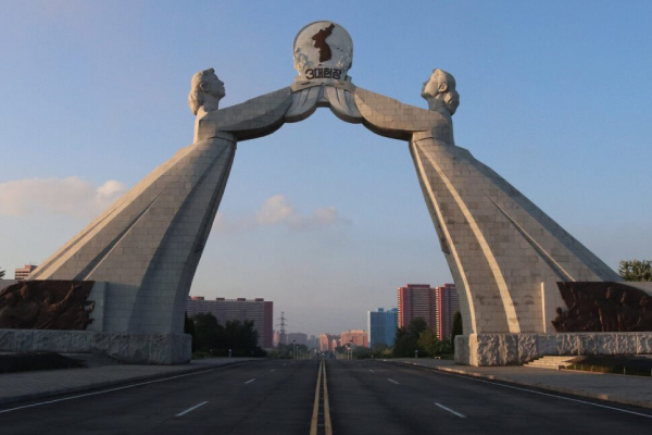 Kim Jong Un ordena destrucción de monumento simbólico de unificación con Corea del Sur