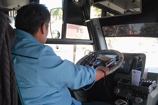 ¿Qué se necesita para ser chofer de transporte público en Puebla?