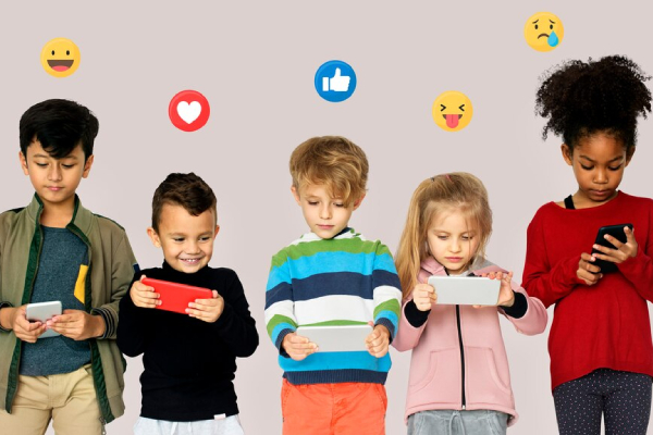 Florida aprueba proyecto de ley que prohíbe las redes sociales a menores de 16 años